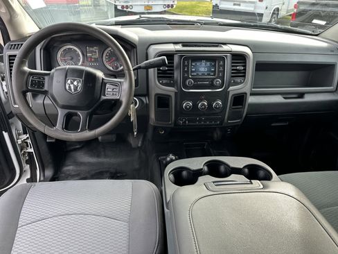 Used 2018 RAM 3500 Tradesman w/ Chrome Appearance Group image 12