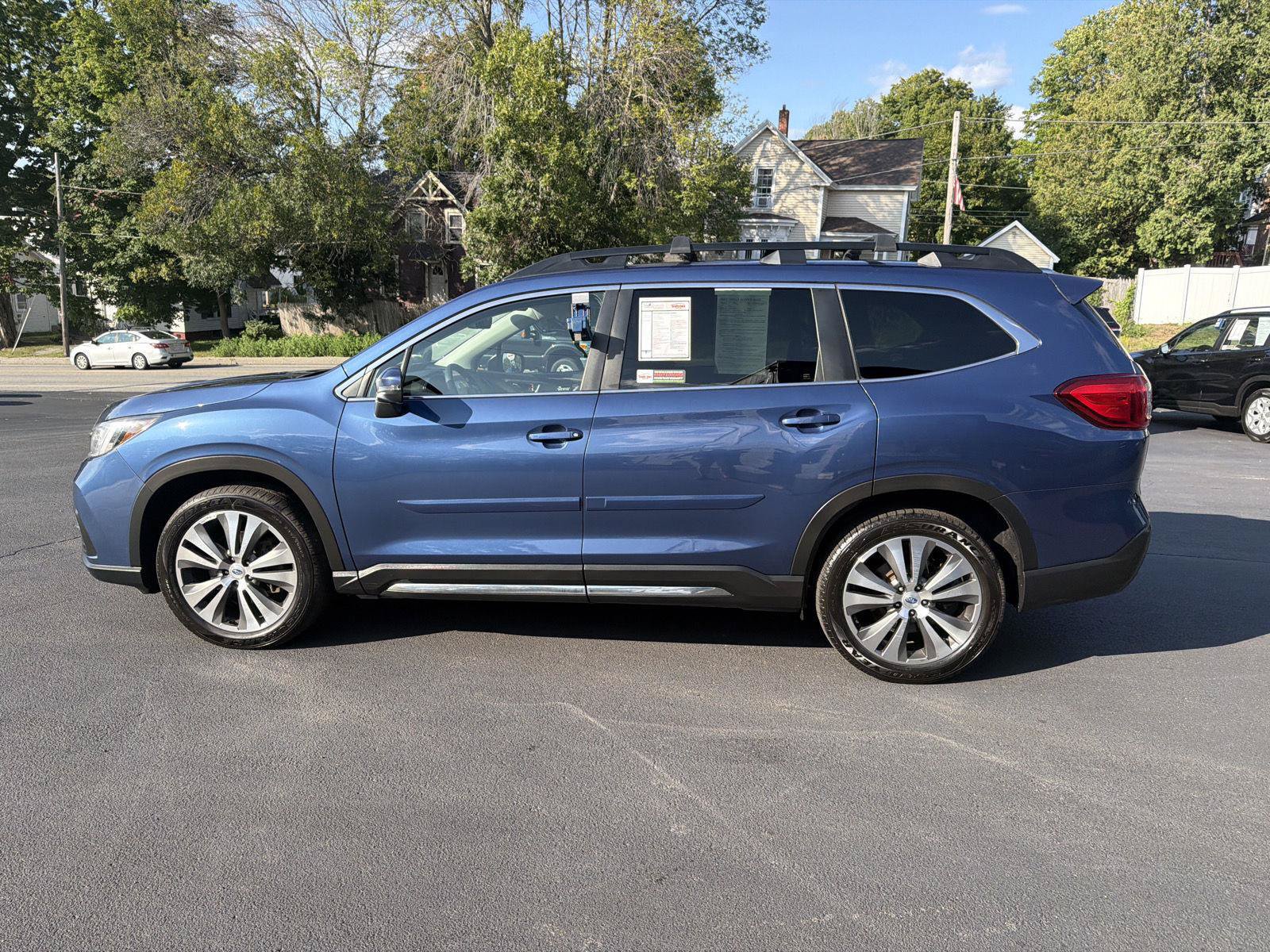 Used 2020 Subaru Ascent Limited w/ Technology Package AWD/4WD image 2