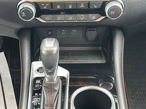 Used 2023 Nissan Altima 2.5 SR w/ SR Premium Package image 20