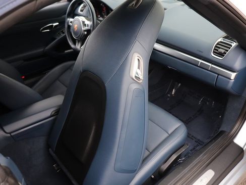Used 2015 Porsche Boxster w/ Sport Chrono Package RWD image 38