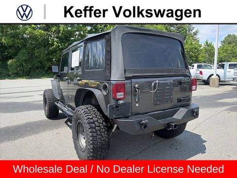 Used 2016 Jeep Wrangler Unlimited Sport AWD/4WD image 3