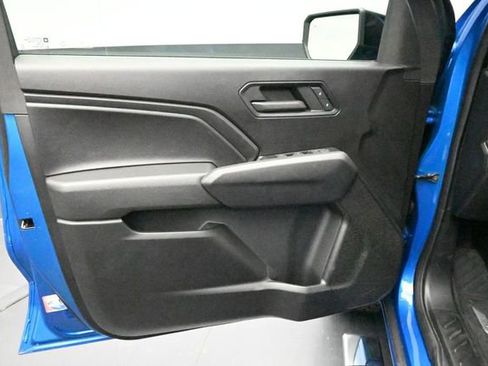 Used 2024 Chevrolet Colorado Trail Boss AWD/4WD image 10