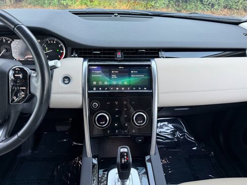 Used 2020 Land Rover Discovery Sport S image 29