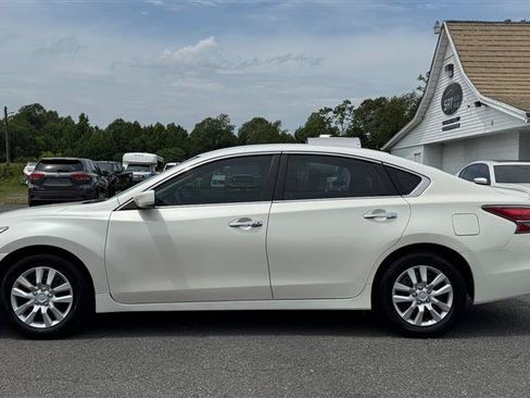 Used 2014 Nissan Altima 2.5 S FWD image 13