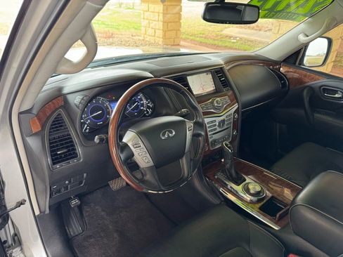 Used 2019 INFINITI QX80 Luxe image 11