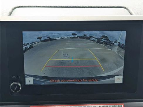 Used 2025 Toyota Tacoma SR5 image 11