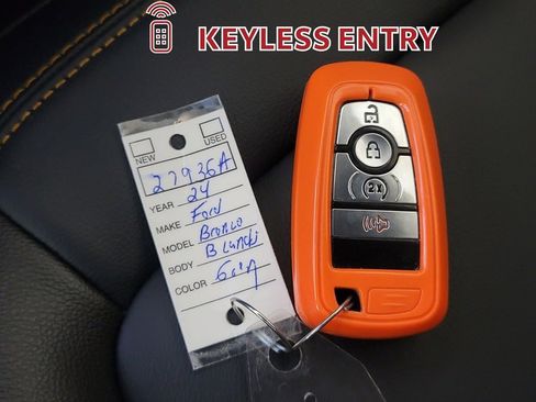 Used 2024 Ford Bronco Badlands image 32