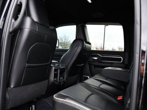 Used 2024 RAM 2500 Laramie w/ Sport Appearance Package image 14