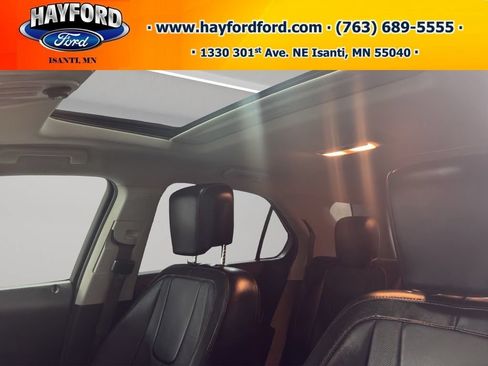 Used 2017 Chevrolet Equinox Premier w/ Enhanced Convenience Package AWD/4WD image 25