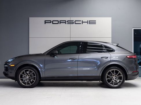 Certified 2021 Porsche Cayenne S image 2