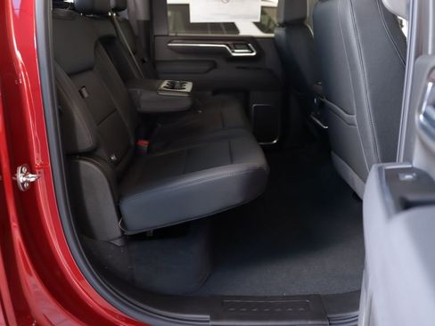 New 2026 GMC Sierra 2500 SLT w/ SLT Premium Package image 31