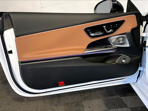 New 2026 Mercedes-Benz CLE 450 4MATIC Coupe image 11
