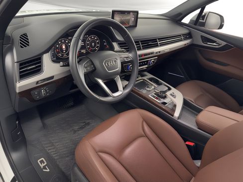 Used 2019 Audi Q7 2.0T Premium Plus w/ Premium Plus Package AWD/4WD image 4