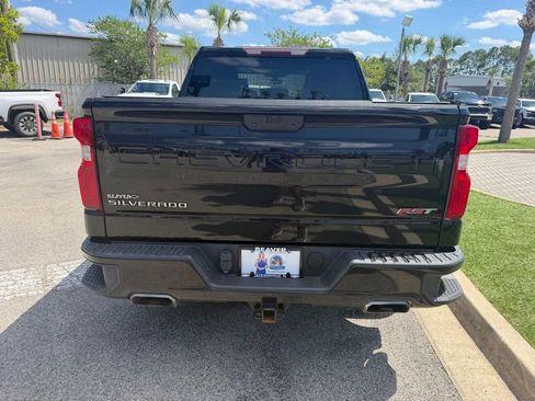 Used 2021 Chevrolet Silverado 1500 RST w/ Z71 Off-Road Package AWD/4WD image 5