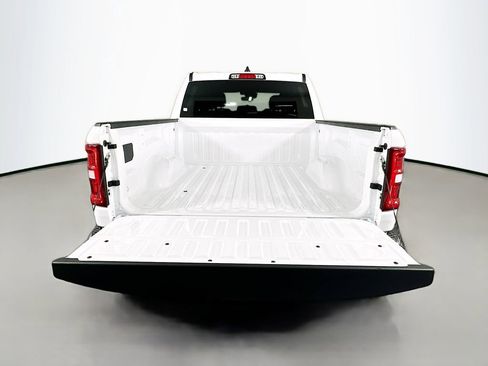 New 2026 RAM 1500 Big Horn AWD/4WD image 16