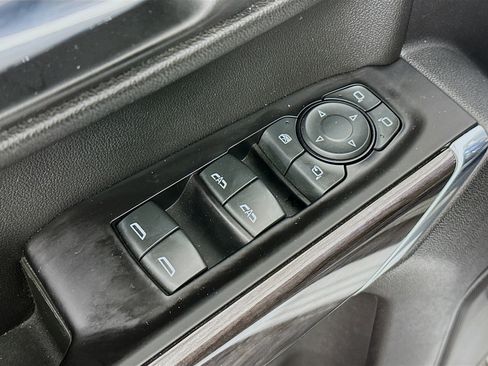 Used 2019 Chevrolet Silverado 1500 LTZ w/ LTZ Plus Package image 15