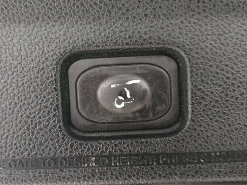 Used 2018 Ford Explorer Sport image 13