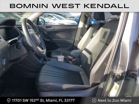 Used 2022 Volkswagen Tiguan SE image 23
