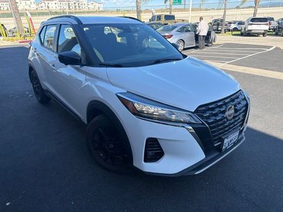 Used 2023 Nissan Kicks SR