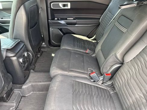 Used 2020 Ford Explorer XLT w/ Class III Trailer Tow Package AWD/4WD image 16