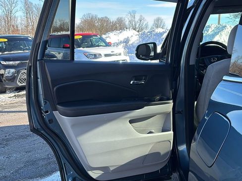Used 2020 Honda Pilot EX image 28