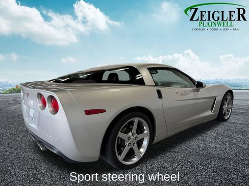 Used 2008 Chevrolet Corvette Coupe RWD image 6
