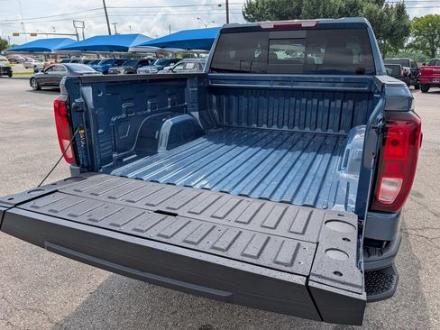 New 2026 GMC Sierra 1500 Elevation w/ Preferred Package AWD/4WD image 28
