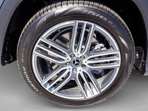 New 2026 Mercedes-Benz GLS 450 4MATIC image 9