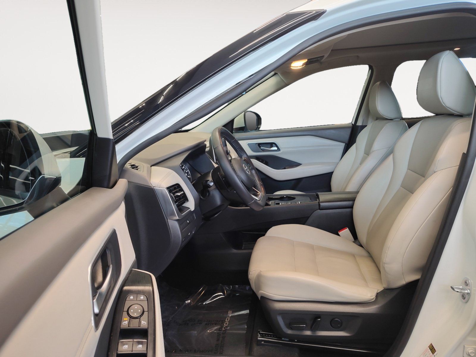 Used 2021 Nissan Rogue SV w/ Premium Package FWD image 23