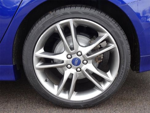 Used 2015 Ford Fusion Titanium image 25