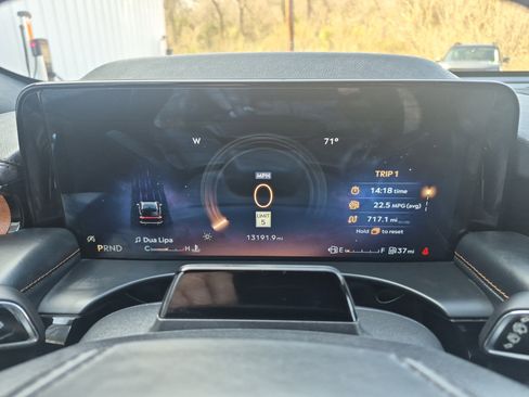 Used 2025 Lincoln Aviator Black Label image 39