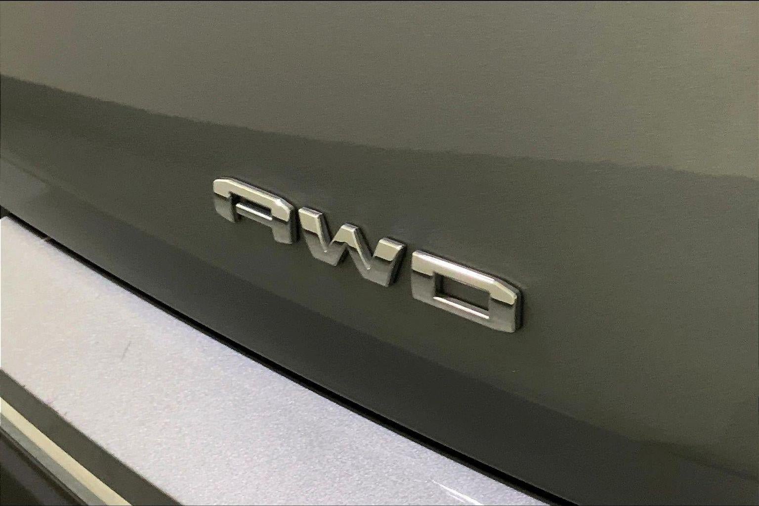 Used 2023 GMC Terrain SLT AWD/4WD image 8