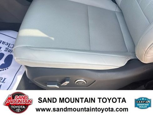 Used 2026 Hyundai Santa Fe SEL AWD/4WD image 15