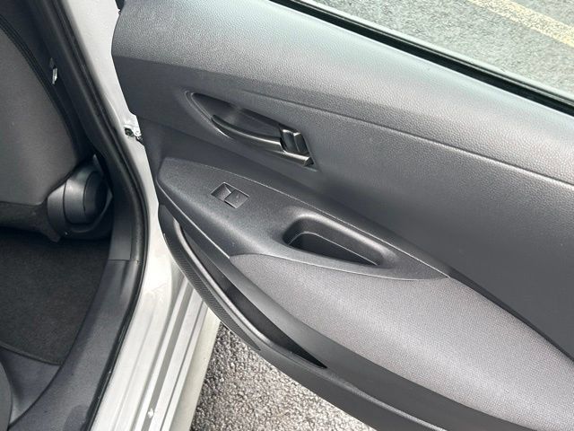 Used 2024 Toyota Corolla LE w/ LE Convenience Package FWD image 33