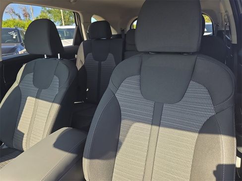 New 2026 Kia Sorento LX image 23