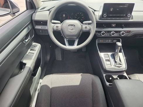 Used 2025 Honda CR-V EX image 11