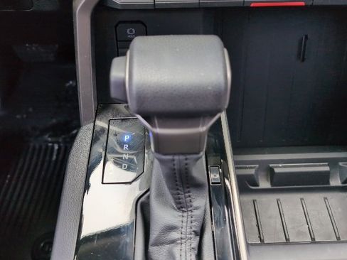 Used 2022 Toyota Tundra SR5 image 18