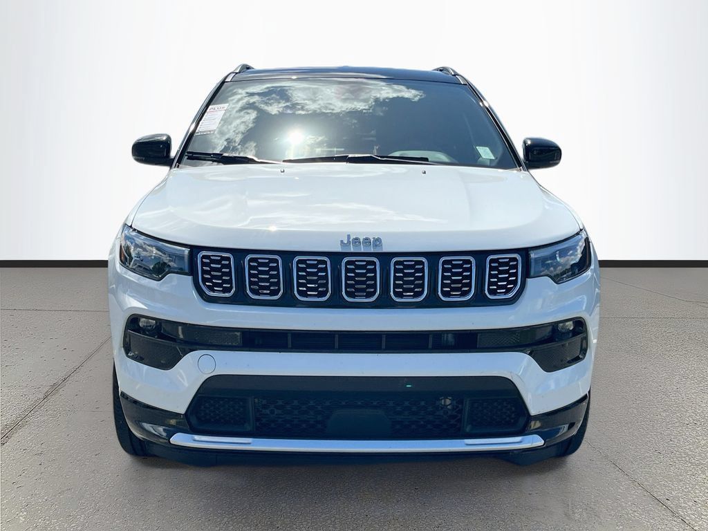 Used 2025 Jeep Compass Limited w/ Elite Group AWD/4WD image 2