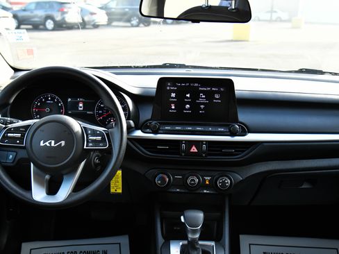 Used 2024 Kia Forte LXS image 30