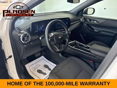 Used 2025 Chevrolet Equinox LT FWD image 7