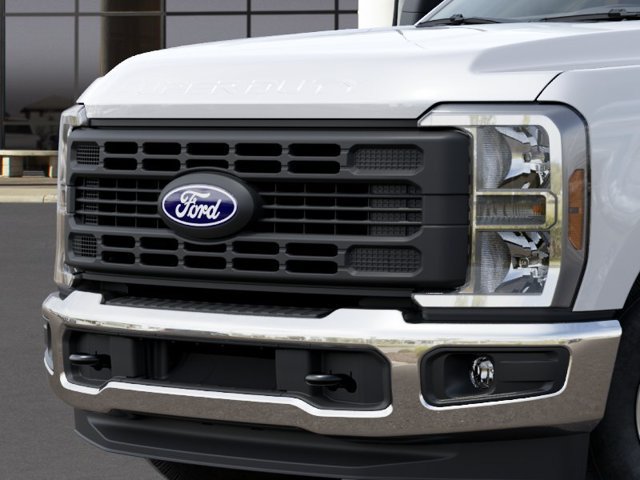 New 2027 Ford F250 XL w/ XL Chrome Package RWD image 17