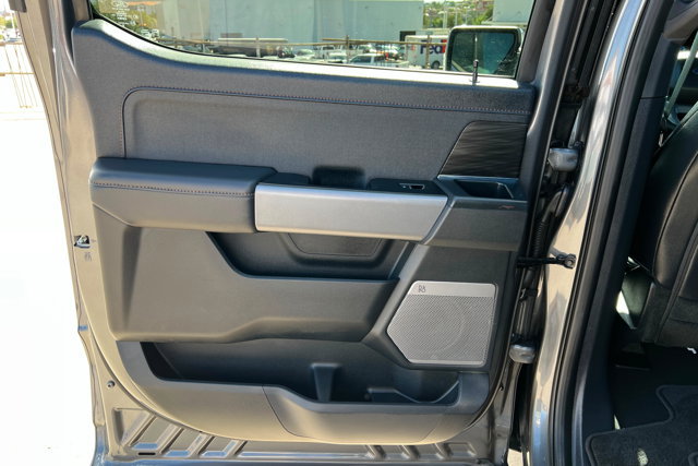 Used 2025 Ford F150 Lariat AWD/4WD image 18