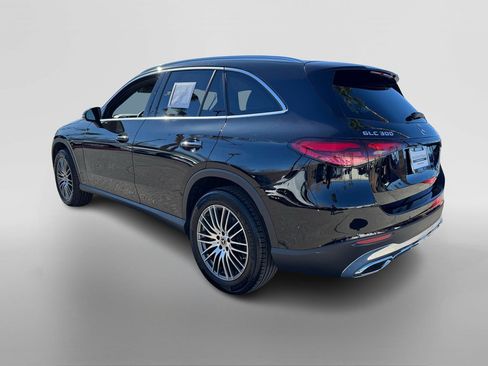 Certified 2025 Mercedes-Benz GLC 300 image 3