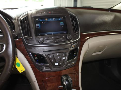 Used 2014 Buick Regal FWD image 13