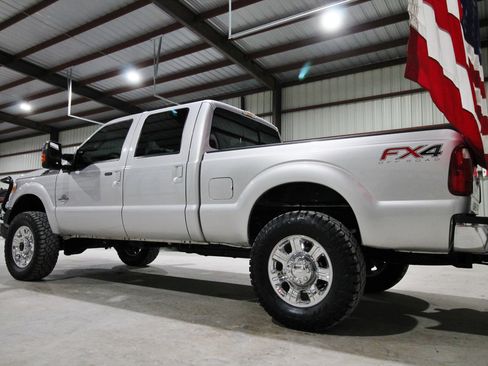 Used 2012 Ford F250 Lariat w/ Lariat Ultimate Pkg image 8