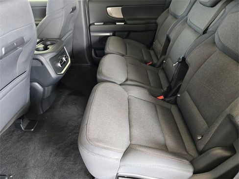 New 2025 Ford Expedition Active image 20