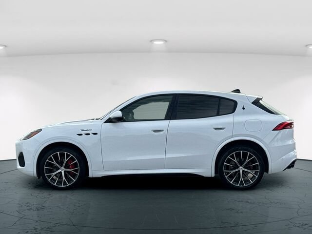 Used 2023 Maserati Grecale Modena AWD/4WD image 3