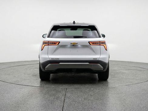 Used 2025 Chevrolet Equinox LT image 7