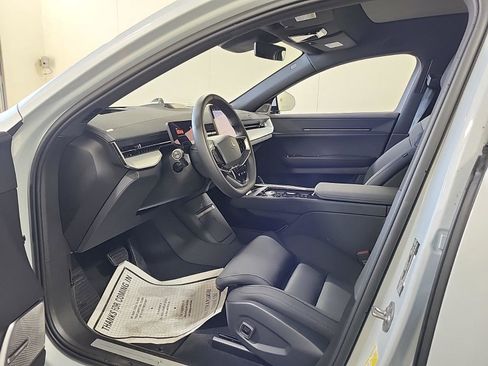 Used 2025 Polestar Polestar 3 image 8