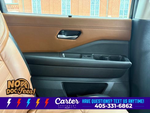 Used 2023 Nissan Pathfinder Platinum w/ Black Appearance Package FWD image 54